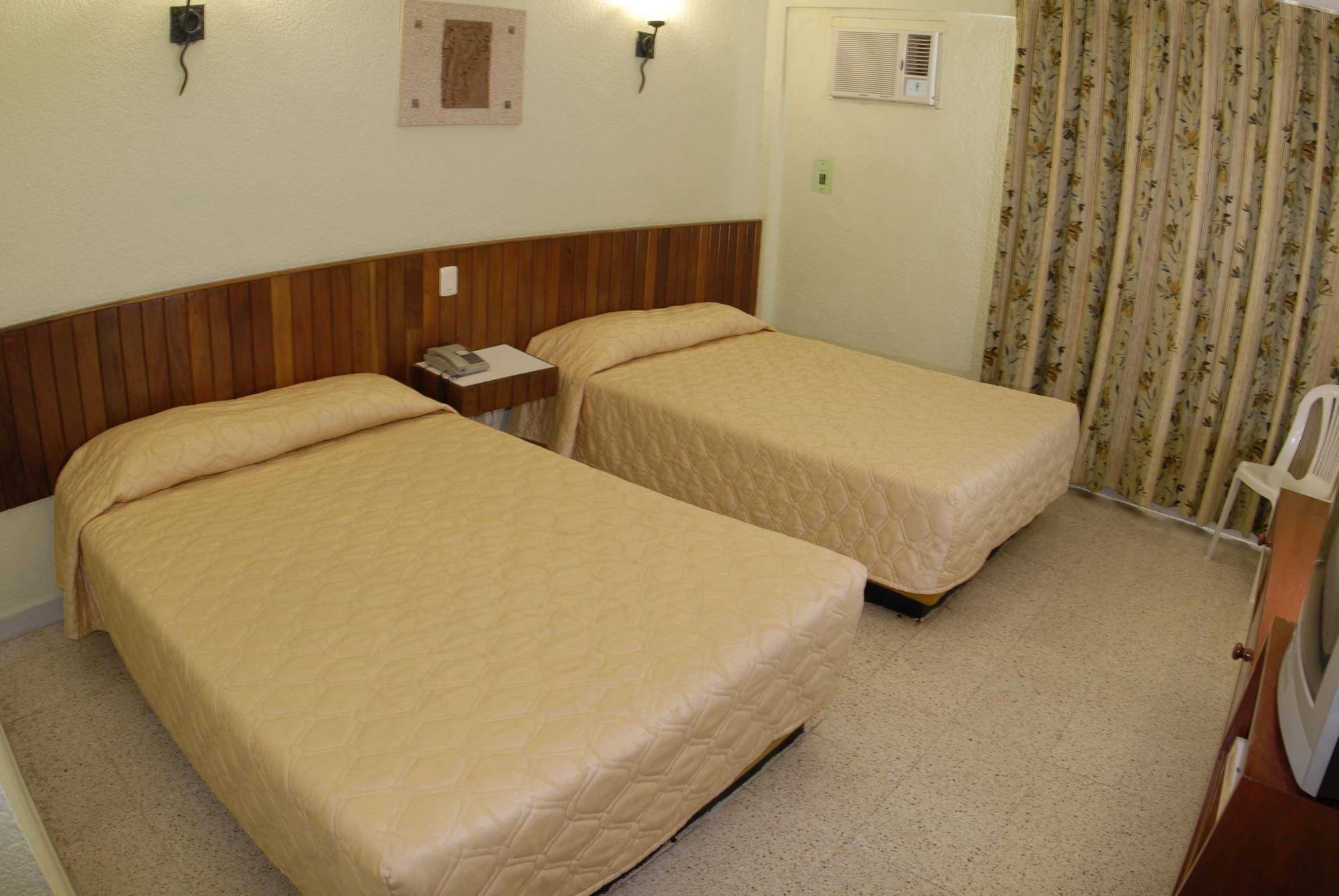 Hotel Batab Cancún Eksteriør billede