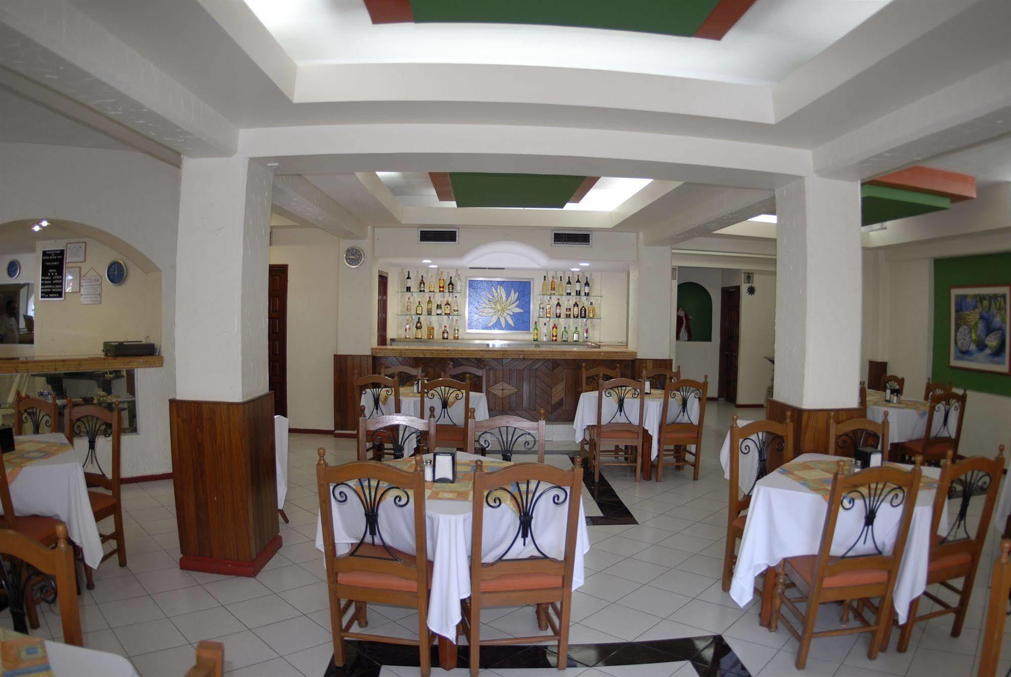 Hotel Batab Cancún Eksteriør billede