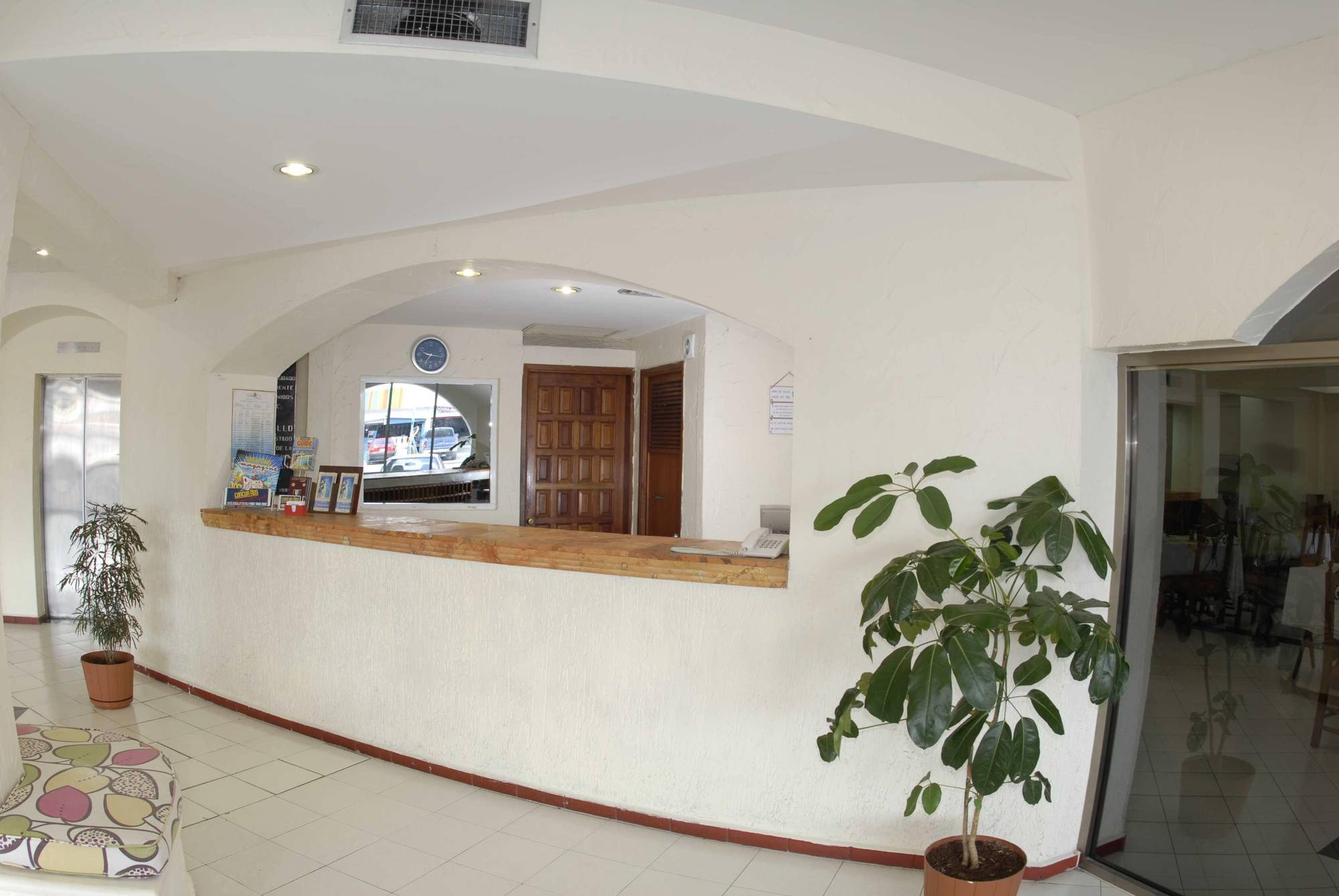 Hotel Batab Cancún Eksteriør billede